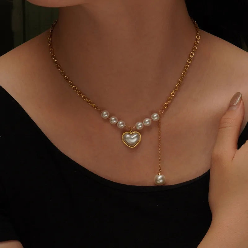 Elegant Heart shape Pearl Necklace